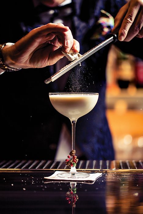 This decadent holiday cocktail from Mr. Coco in Las Vegas uses heavy cream infused with toronne, a traditional Italian candy popular at the holidays. Italian Candy, Dairy Free Egg Nog, Vegas Bars, Festive Holiday Cocktails, Cocktail Images, Boulevardier, Ginger Liqueur, Cocktail Photography, Strawberry Wine