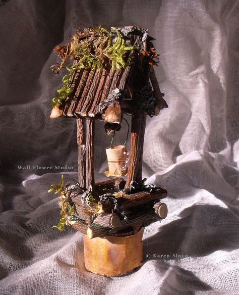 Wishing Well - For the Wee Folk Gifts From The Garden, Backyard Creations, Wishing Wells, Fairy Folk, Fairy Village, Fairy Accessories, Fairy Stuff, Faeries Gardens, Fairy Furniture