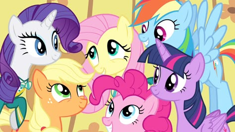 Mlp Aesthetic, Fluttershy Pinkie Pie, Twilight Sparkle Alicorn, Magic Clothes, Mlp Twilight, My Little Pony Poster, Monster Squad, My Little Pony Twilight, Pony Unicorn