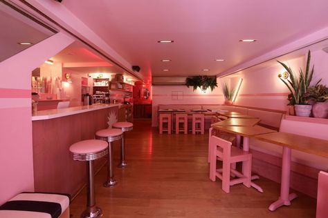 Pietro Nolita, Pink Restaurant, Restaurants Nyc, Nyc Coffee Shop, Pink Cafe, Pink Street, Pink Food Coloring, Cafe Aesthetic, Pink Day