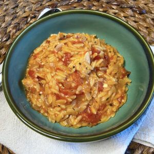 Manestra — Greek Chicken with Orzo in Tomato Sauce - Sweet Greek Manestra Recipe, Chicken With Orzo, Chicken Orzo, Tomato Sauce Recipe, Greek Chicken, Main Course Recipes, Boneless Skinless Chicken Breast, Chicken Seasoning, Orzo