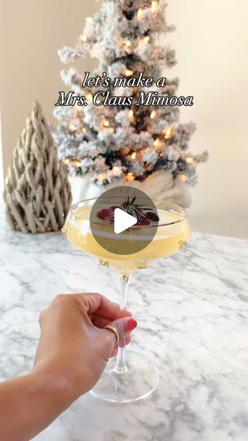 Michelle | Pretty Collected on Instagram: "🎀🍾🎄let’s make a Mrs. Claud mimosa with the viral bow glass!! Cheers 🥂 #christmasdrinks #mimosa #bowglass #icecube #christmasparty #holidaydrinks" Christmas Cocktails, Alcohol Drink Recipes, Holiday Drinks, Christmas Drinks, Holiday Magic, Adult Beverages, Baklava, Mimosa, Drink Recipes