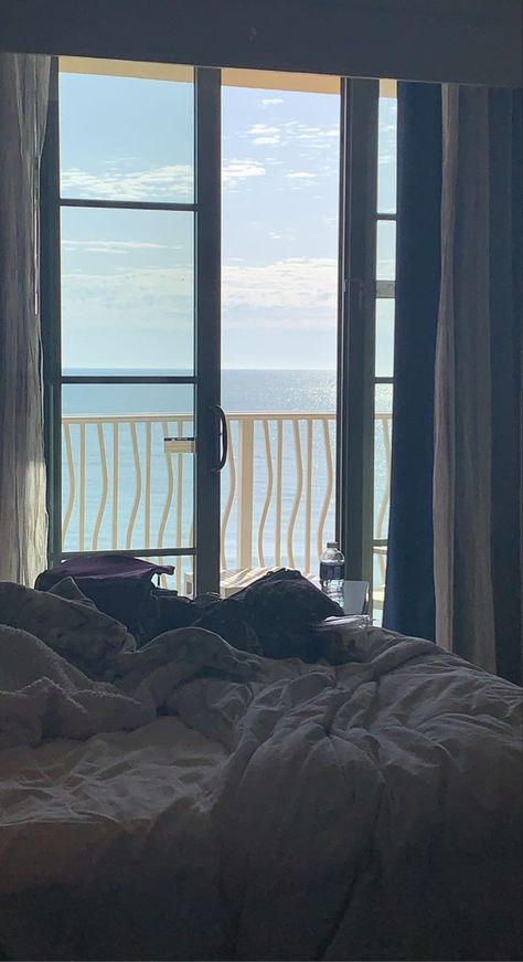 Beach Hotel Aesthetic, Beachy Room Aesthetic, Aesthetic Cruise, Beach Hotel Room, Ocean View Hotel, Summer Beach Aesthetic, Ocean Views Beach, Hotel Aesthetic, Hotel View