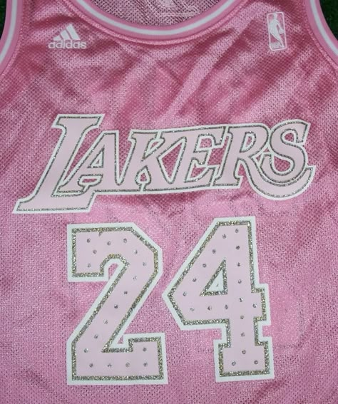 pink laker jersey | Kobe Bryant #24 Lakers Pink Jersey Adidas Womens Large Jersey Outfit Lakers, Lakers Jersey Outfit Woman, Pink Jersey Outfit, Pink Basketball Jersey, Jersey Aesthetic, La Lakers Jersey, Basketball Jersey Outfit, Cute Jersey, Pink Basketball