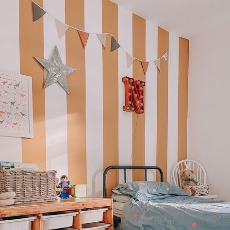 Striped Wallpaper Kids Room, Nursery Striped Wall, Striped Boys Room, Kids Room Panelling, 2023 Playroom, Stripe Wall Paint Ideas, Striped Bedroom Walls, Stripes Wall Paint, Striped Walls Bedroom