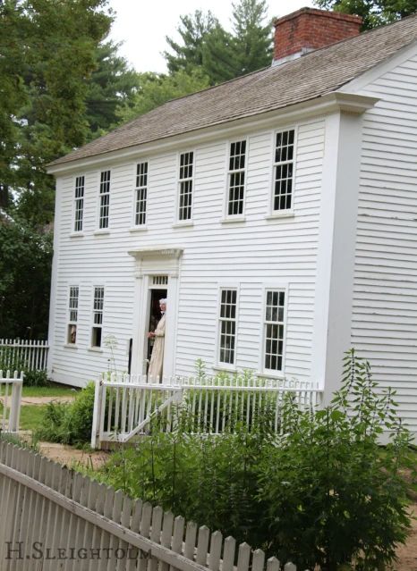 Old Sturbridge Village: Lovely Homespun Scenes – Sleightholm Folk Art Old Fashioned Clothes, Sending All My Love, New England Style Homes, Imagine Me, Sturbridge Village, Hanging In There, English Farmhouse, Greek Revival Home, Colonial Homes