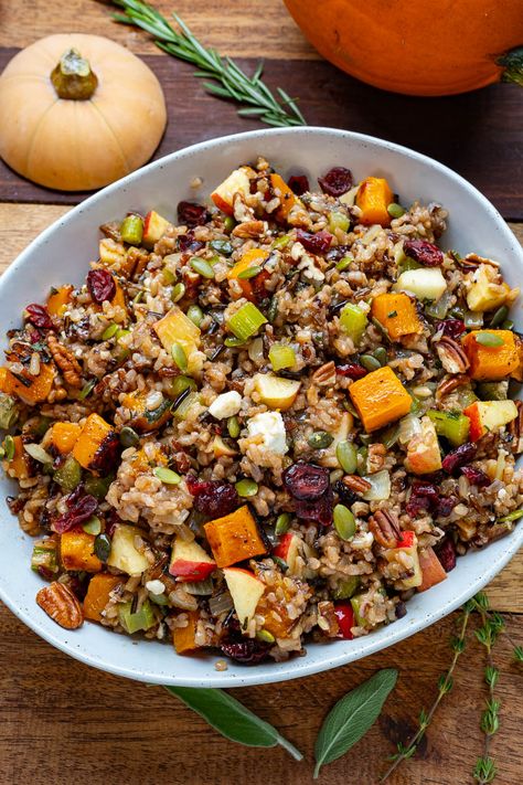 A wild rice salad with harvest apples, butternut squash and plenty of herbs in a maple balsamic vinaigrette! Closet Cooking, Wild Rice Salad, Harvest Salad, Thanksgiving Recipes Side Dishes, Autumn Salad, Rice Salad, Main Dish Salads, Wild Rice, Rice Crispy