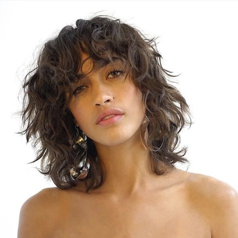 Curly Shag Haircut, Wavy Bangs, Short Wavy Haircuts, Short Shag Haircuts, Thick Wavy Hair, Wavy Haircuts, Short Curly Haircuts, Haircuts For Wavy Hair, Haircuts For Curly Hair