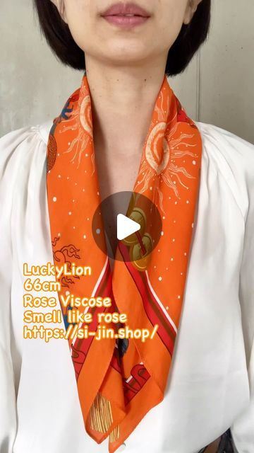 Si-jin_Scarf on Instagram: "Easy way to wear a 66cm square scarf.  Happy Thursday!  https://si-jin.shop/  #scarf #scarfstyle #scarffashion #classic #schal  #rose #roseviscose #art #artwork #silkscarves  #howtowearscarf #howtowearscarves #scarves #lucky #lion #luckylion #animallover #thursday #donnerstag" Square Scarf Outfit, Hiking Boots Outfit, Hiking Pictures, Baby Knitwear, Hiking Outfit Winter, Scarf Outfit, Hacks Clothes, Fashion Hacks, Scarf Tying