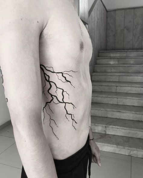 Lightning Tattoos, Tattoo Bicep, Blitz Tattoo, Rib Tattoos For Guys, Lightning Tattoo, Bolt Tattoo, Side Neck Tattoo, Tattoo Thigh, Simple Tattoos For Guys