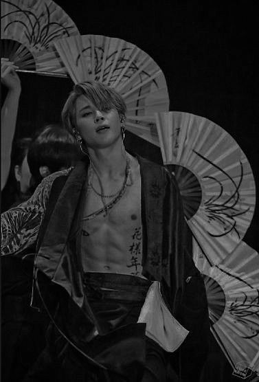 Angel Jimin, Jimin's Abs, Jimin Pictures, Wallpaper Hp, Park Jimin Bts Wallpaper, Park Jimin Cute, Jimin Wallpaper, Chapter 16, Bts Aesthetic Pictures