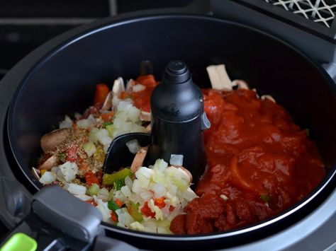 The Crazy Kitchen: Bolognaise and Chips in the Tefal Actifry Family Express XL Tomato Dal Recipe, Creamy French Onion Pasta, Rockcrok Recipes, Tefal Actifry, Healthy Fries, Actifry Recipes, Crazy Kitchen, Iftar Recipes, Easy Chinese Recipes