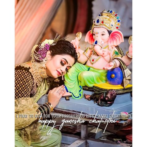 Ganpati Photo Shoot Ideas, Ganpati Photoshoot, Ganpati Photography, Festive Photography, Ganesh Chaturthi Photos, Photography Stills, Chaturthi Decoration, Ganesh Festival, Photos Of Ganesha