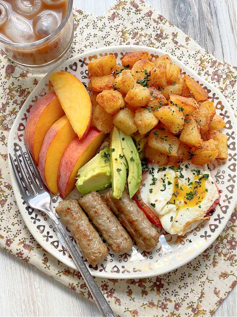 Breakfast Potatoes | Foodtastic Mom #breakfastpotatoes #breakfastpotatoeseasy #potatorecipes Breakfast Ideas Sweet Potato, Breakfast Potato Ideas, Breakfast Ideas With Potatoes, Morning Potatoes, Potato Breakfast Ideas, Breakfast Ideas Potatoes, Breakfast With Potatoes, Baked Potato Breakfast, Easy Breakfast Potatoes