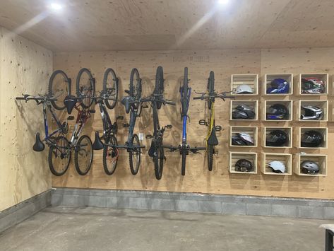 Bike Helmet Storage Ideas, Basement Bike Storage, Garage Bike Workshop, Garage Helmet Storage Ideas, Garage Bike Shop, Bike Gear Storage Ideas, Home Bike Workshop, Bike Workshop Ideas, Garage Storage Bikes