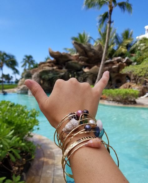 Hawaii Jewelry Aesthetic, Hawaii Bangles, Hawaiian Bangles, Hawaii Aesthetic, Hawaii Jewelry, Island Jewelry, Aulani Disney Resort, Hawaiian Jewelry, Mermaid Jewelry