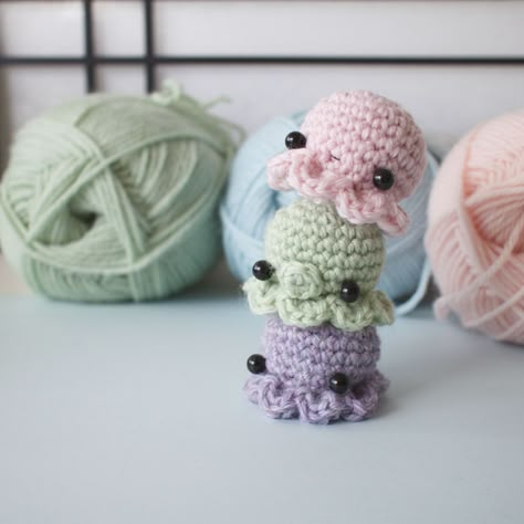 Mini Octopus Amigurumi Pattern | móhu Tiny Crochet Octopus Pattern, Tiny Crochet Octopus, Crochet Small Octopus, Crochet Tiny Octopus Free Pattern, Mini Things To Crochet, Free Octopus Crochet Pattern, Mini Octopus Crochet Pattern, Mini Octopus Crochet, Mini Crochet Patterns