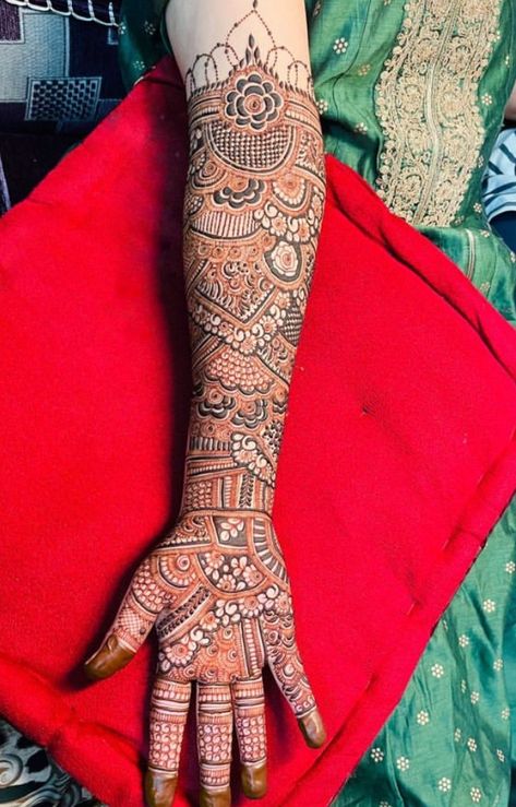 Mehndi Pic, Mehndi Practice, Indian Mehndi Designs, Muslim Bridal, Mehndi Designs 2018, Ruby Jewellery, Legs Mehndi Design, Mehndi Designs Bridal Hands, Mehndi Design Pictures