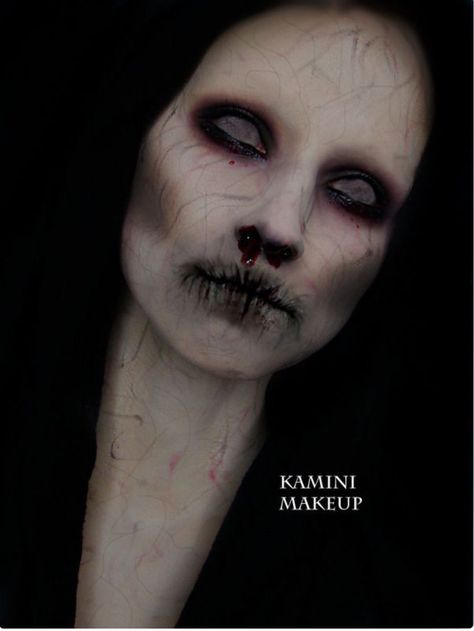 Demon Makeup, Ghost Makeup, Creepy Face, Make Up Diy, Halloweenský Makeup, Halloween Make-up Looks, Creepy Makeup, Horror Make-up, Creepy Halloween Makeup