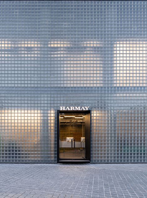 Gallery of HARMAY Beijing Flagship Store / AIM Architecture - 2 Store Architecture, Retail Facade, Facade Material, Glass Brick, Store Interiors, Brick Architecture, Brick Facade, Glass Facades, Building Facade