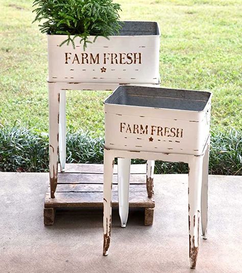 AmazonSmile : CTW Home Collection 530103 Farm Fresh Garden Stands, Set of 2, White, Metal : Garden & Outdoor White Rustic Decor, Garden Plant Stand, Barrel Planter, Garden Stand, Farmhouse Garden, Garden Tub, Inspire Me Home Decor, Countryside House, White Garden