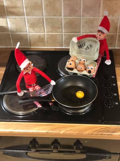 Elf On The Shelf Arrival, Elf Ideas Easy, Awesome Elf On The Shelf Ideas, Elf Activities, Xmas Elf, Elf Antics, Elf Fun, Elf Ideas, Buddy The Elf