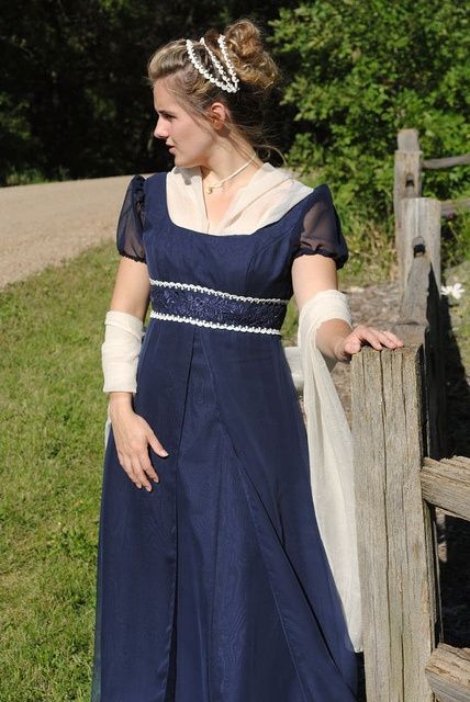 Jane Austen Dress, Dress Stole, Regency Gown, Regency Era Fashion, Period Dress, Regency Dress, Regency Fashion, Old Dresses, Regency Era