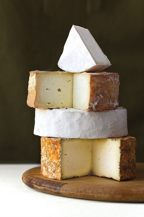 culture's summer 2014 centerfold cheese: Fromage a trois, Kinderhook Creen, Hudson Flower, and C Local Different Types Of Cheese, Cheese Art, Dairy Recipes, Sheep Cheese, Cheese Wheel, Queso Cheese, Sister Act, Special Diet, Cheese Shop