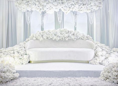 Pelamin Floral, Malay Wedding Pelamin Simple, Pelamin Nikah, Nikah Decor, Minimalist Wedding Decor, Wedding Background Decoration, Simple Wedding Decorations, Bridal Gift Wrapping Ideas, Dream Wedding Decorations