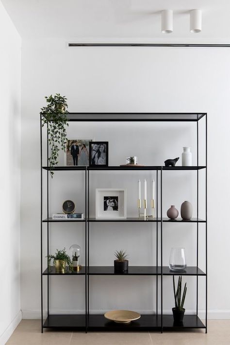 Shelf Decor Living Room, Mexican Home Decor, Shelving Design, Nordic Home, Sleek Style, Living Room Decor Modern, Shelf Design, Living Room Decor Apartment, Interior Inspo