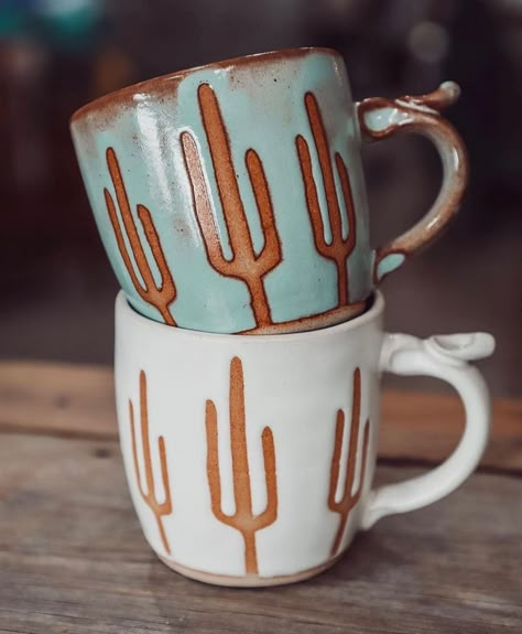 Western Ceramics Ideas Pottery, Cactus Mug Ceramics, Western Pottery Ideas, Pottery Cactus Ideas, Western Coffee Mugs, Western Clay Projects, Western Ceramic Ideas, Western Pottery Painting Ideas, Western Mug