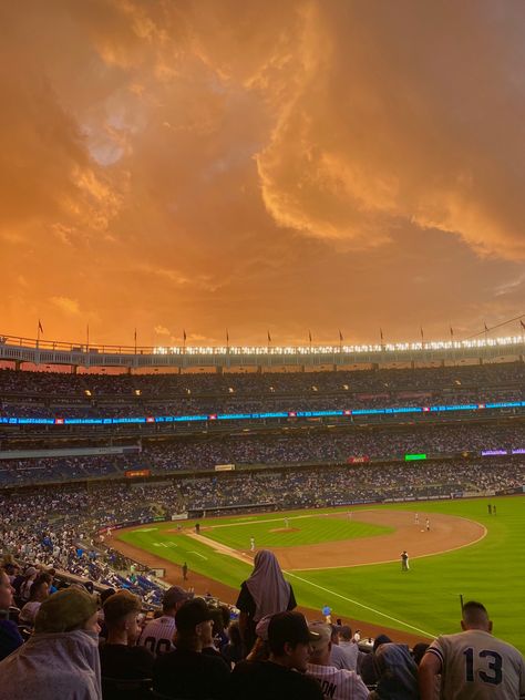 #sunset #NYC #Yankees #baseball Ny Yankees Aesthetic, Yankee Stadium Aesthetic, New York Yankees Aesthetic, Yankee Aesthetic, Yankees Aesthetic, Sunset Nyc, Yankees Game, Baseball Wallpaper, Canada Trip