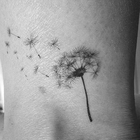 Dandelion Tattoo Meaning, Dandelion Tattoo Design, Girl Back Tattoos, Dandelion Tattoo, Wrist Tattoos For Women, Collar Bone Tattoo, Tattoos For Daughters, Elegant Tattoos, Tattoo Trends