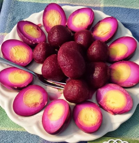 Buffalo Pickled Eggs Recipe, Beets And Eggs, Red Beet Eggs Recipe, Beet Pickled Eggs, Red Beet Eggs, Pickled Beets And Eggs, Beet Eggs, Pickled Beets Recipe, Pickled Eggs Recipe