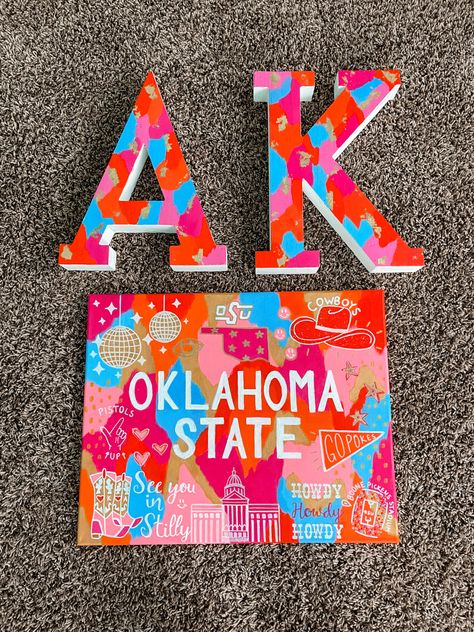 Osu Painting Ideas, Diy College Canvas Art, Cute College Paintings, Dorm Room Canvas Painting Ideas, Okstate Dorm, Canvas Painting Ideas College, Dorm Paintings Canvas, College Dorm Canvas, College Dorm Paintings