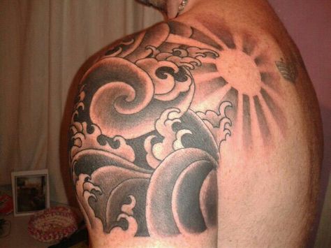 happy with my new tatto.japanese waves and sun Tattoo Chest And Shoulder, Japanese Sun Tattoo, Rising Sun Tattoos, Japanese Wave Tattoos, Tattoo Board, Ink Inspiration, Japanese Sleeve Tattoos, Peonies Tattoo, Japanese Waves