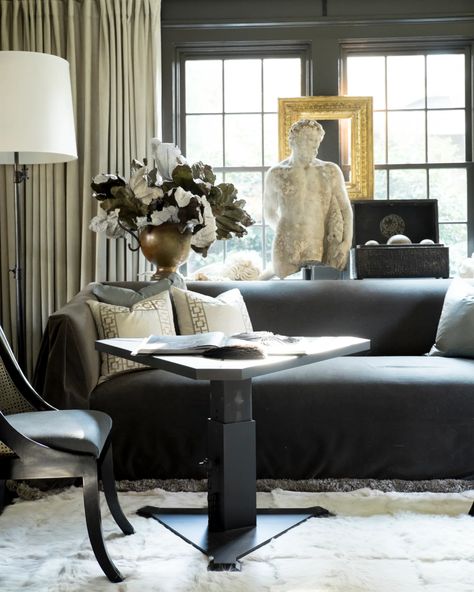 Glam Living, Living Room Lounge, The Senses, French Interior, Living Room Grey, Room Interior, Interior Inspiration, Apartment Decor, Room Furniture