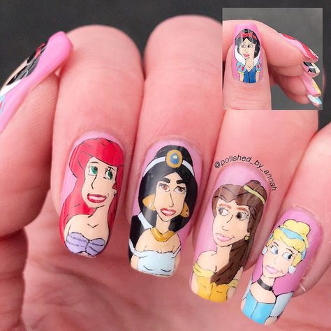 Disney Princess Nail Art, Princess Nail Art, Disney Halloween Nails, Frozen Nails, Disney Princess Nails, Rapunzel Disney, Kutek Disney, Nail Art Disney, Super Nails