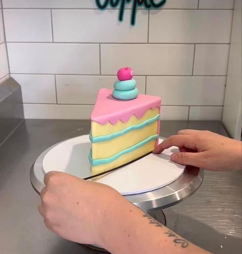 Fake Looking Slice of Cake Fake Slice Of Cake, Comic Cake Slice, Sliced Cake Design, Clay Cake Slice, Cartoon Cake Slice, Cake Slice Aesthetic, Fake Cake Slice, Giant Birthday Cake, Cool Cake Ideas