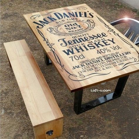 Jack Daniels Decor, Jack Daniels Bottle, Man Cave Home Bar, Wood Bar, Bar Ideas, Jack Daniels, Industrial Furniture, Pallet Furniture, Themed Wedding