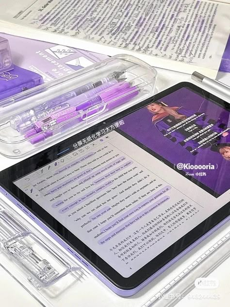 Lavender Study Aesthetic, Purple Aesthetic Lifestyle, Studying Aesthetic Purple, Lavender Stationary, Aesthetic Purple Pics, Purple Study Aesthetic, Purple Study, Purple Lifestyle, Purple Academia