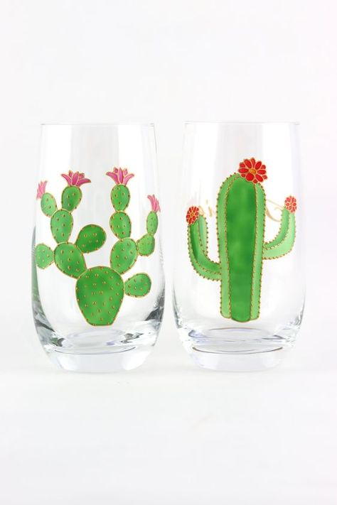 Cactus Tumbler, Glass Painting Designs, Pear Cactus, Cactus Painting, Prickly Pear Cactus, Cactus Design, Saguaro Cactus, Prickly Pear, Glass Painting