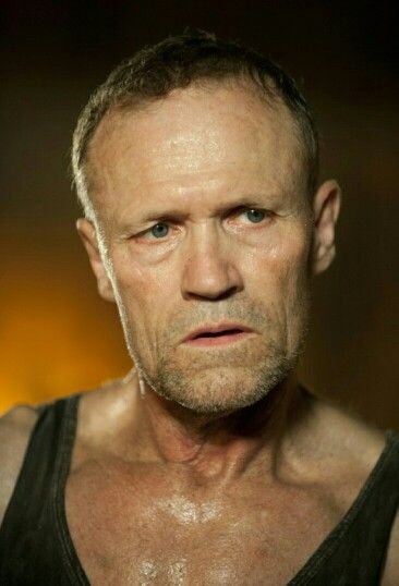 Merle Dixon Walking Bad, Merle Dixon, Dead Images, Walking Dead Tv Series, Michael Rooker, The Day Will Come, The Walking Dead Tv, Great Tv Shows, Daryl Dixon