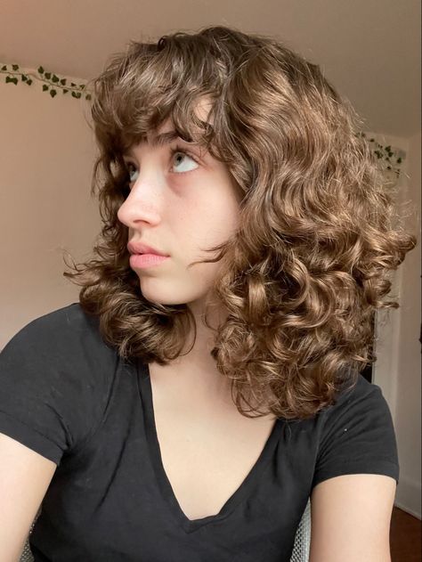 2c Bangs, Short Curly Bangs, Wavy Hair 2b, 2c Hair, Wavy Layered Hair, Curly Hair Photos, Medium Curly, Curly Bangs, Awesome Hair