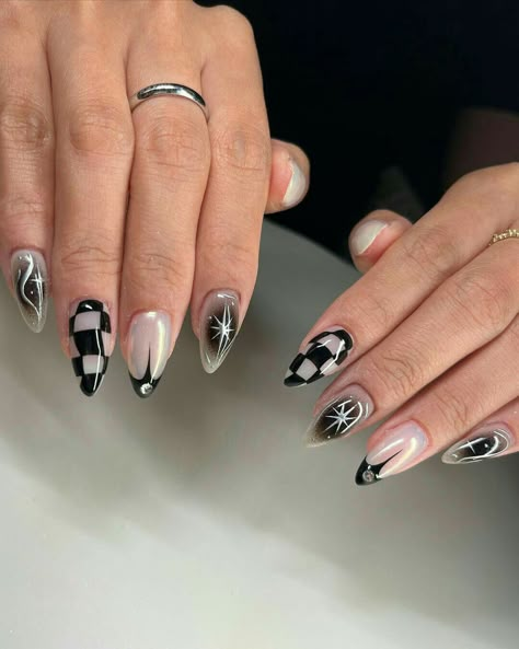 Punk Nails, Gothic Nails, Edgy Nails, Goth Nails, Gel Nails Diy, Simple Gel Nails, Reels Instagram, Nail Beauty, Nails Desing