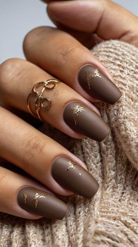 Leonardo Kino XL Matte Mocha Magic Nails 1 1 optimized Mocha Mouse Nails, Mocha Nails Design, Brown Nails Inspiration, Trendy Nails Brown, Mocha Nails, Brown Nail Designs, White Tip Nails, Brown Nails Design, Brown Nail