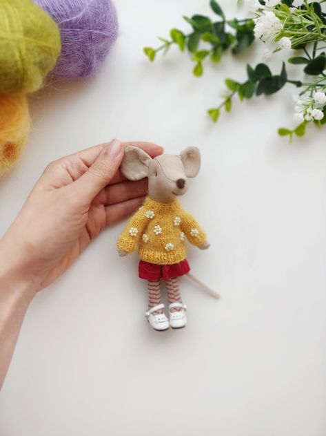 Daisy Sweater for Maileg Mouse Big Sister Floral Yellow - Etsy Maileg Knitting Pattern, Maileg Mice Clothes Pattern, Maileg Mouse Pattern, Woodland Toys, Daisy Sweater, Maileg Mice, Miniature Clothes, Girls Dollhouse, Maileg Mouse