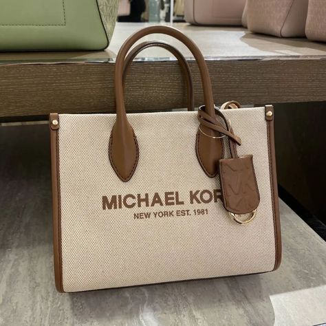 Michel Corse Bags, Michele Kors Bags, Trophy Collection, Dream Bags, Luxury Bags Collection, Girly Bags, Stylish Handbags, Mk Bags, Fancy Bags