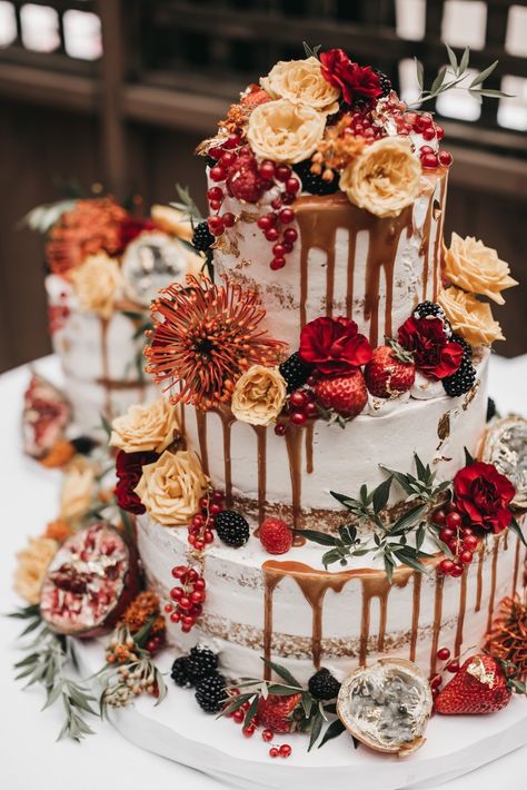 Harvest Wedding Cake, Earthy Wedding Cake, Engagement Desserts, Fairy Wedding Cake, Vegan Wedding Cakes, Plum Cobbler, Berry Wedding Cake, Vegan Wedding Cake, Vegan Wedding