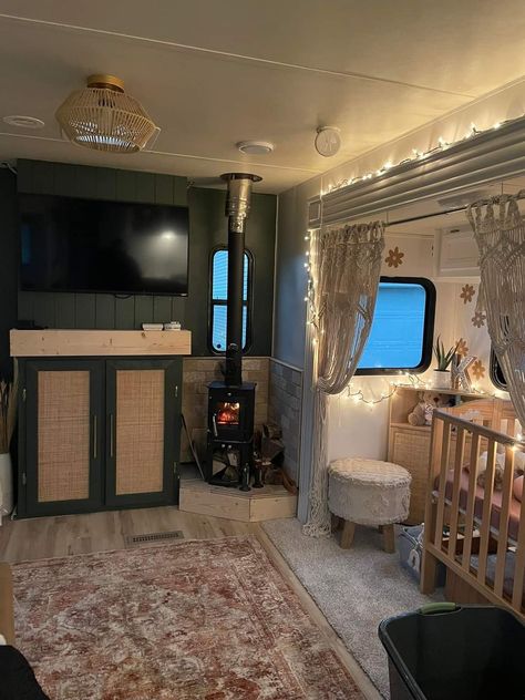 Camper Loft Ideas, Camper Room Ideas, Nursery In Rv, Camper Nursery Ideas, Cozy Camper Interior, Living Room Campout Kids, Rv Baby Nursery, Crib In Camper, Christmas In Camper